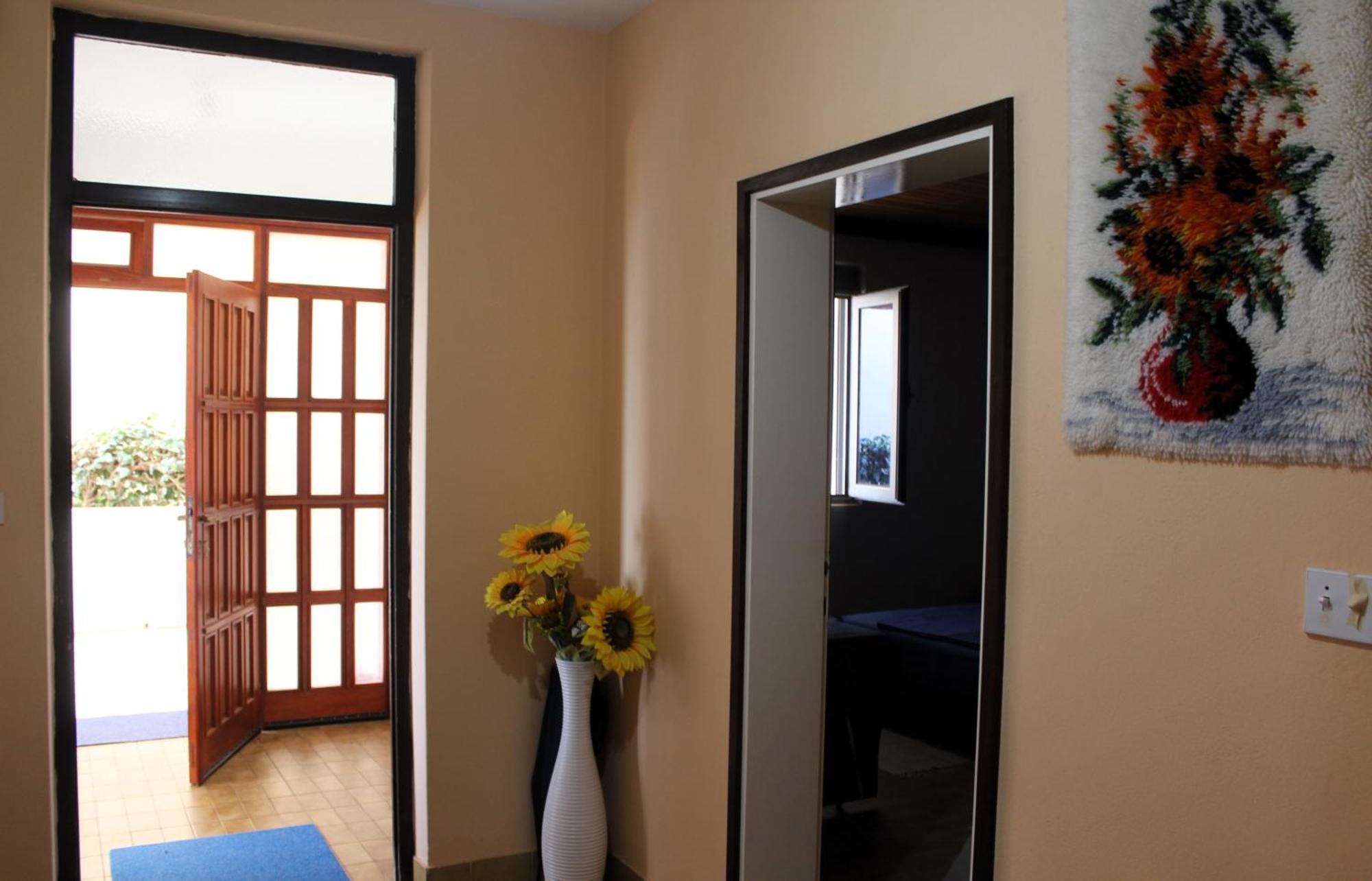 Apartments Olga Ulcinj Extérieur photo