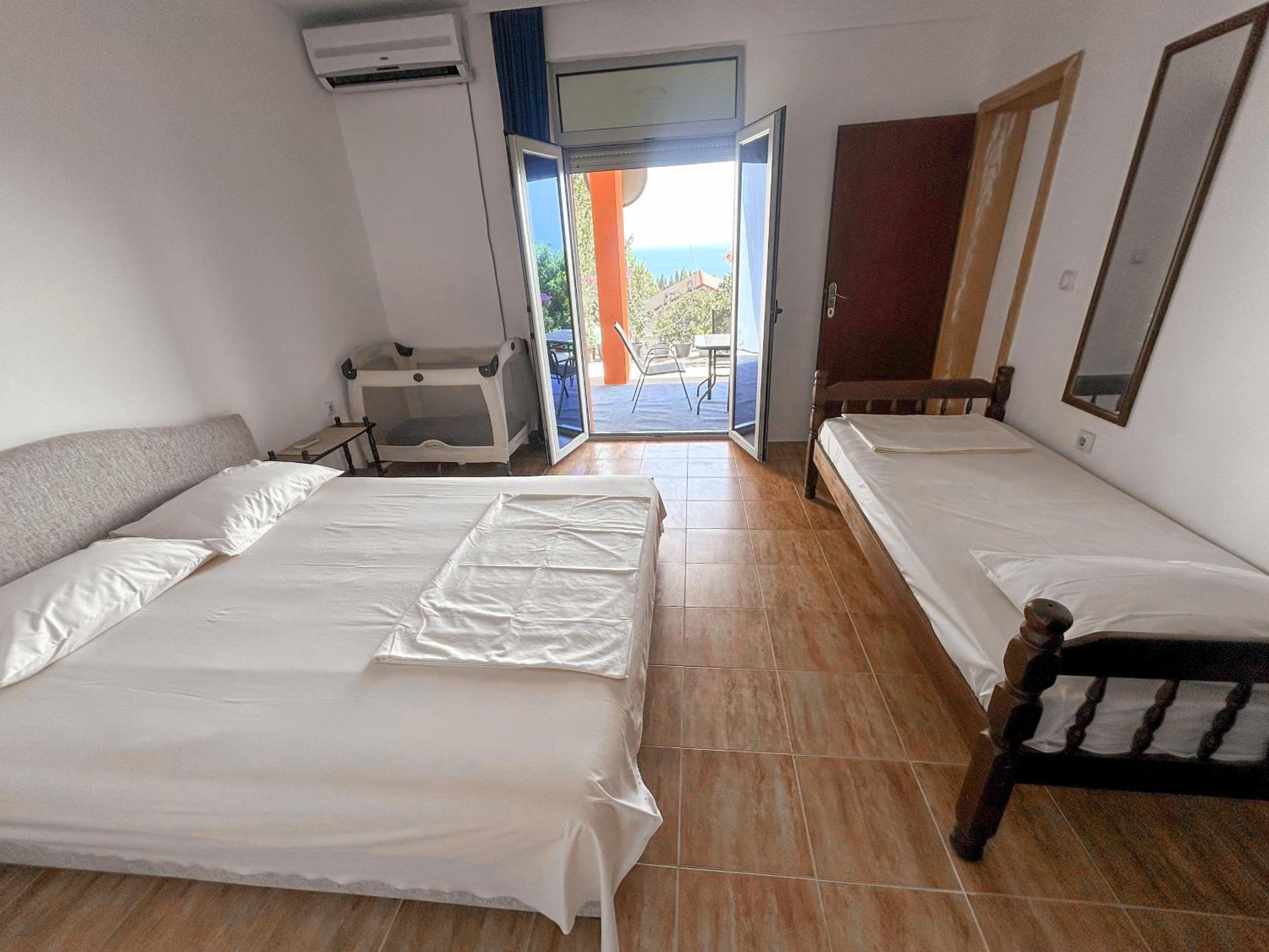 Apartments Olga Ulcinj Extérieur photo